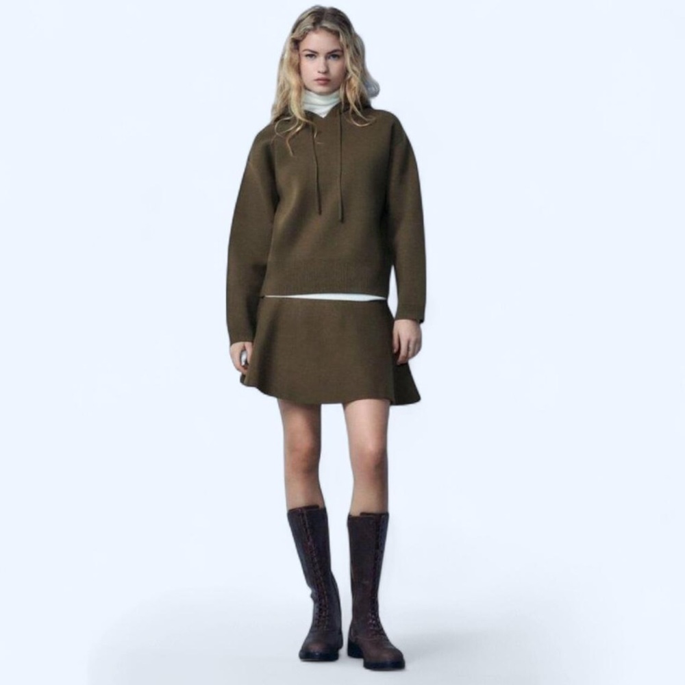 NWT Zara High Waisted Knit Green Mini Skirt